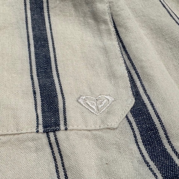 Roxy Blue and White Striped Casual Beach Shorts size M (6-8) - Picture 3 of 5